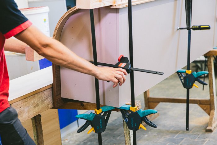 Pracovná ponuka: Stolár – výroba nábytku na mieru